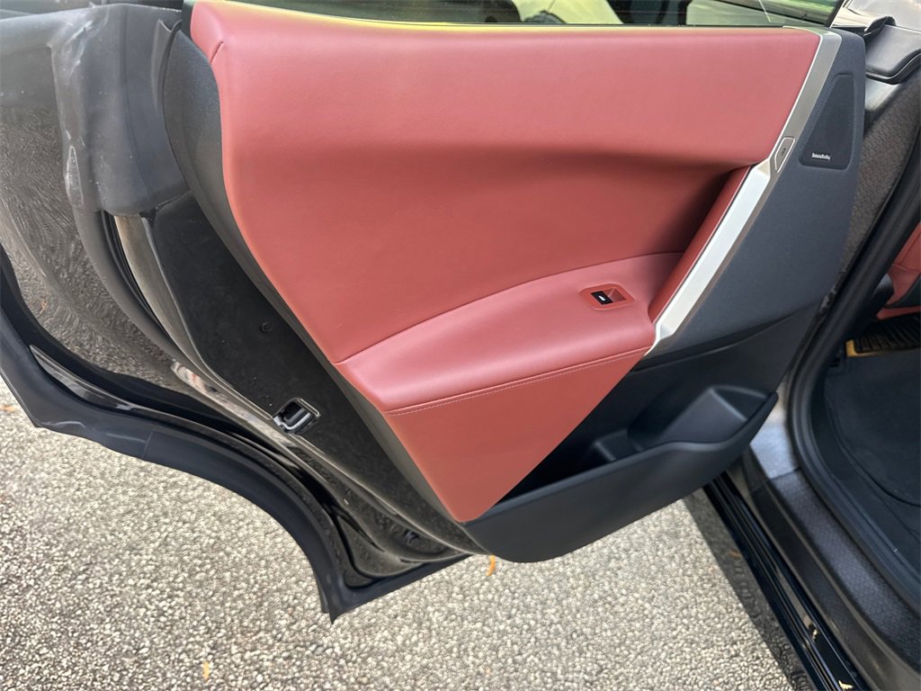 Used 2023 BMW iX xDrive50 w/ Premium Package image 21