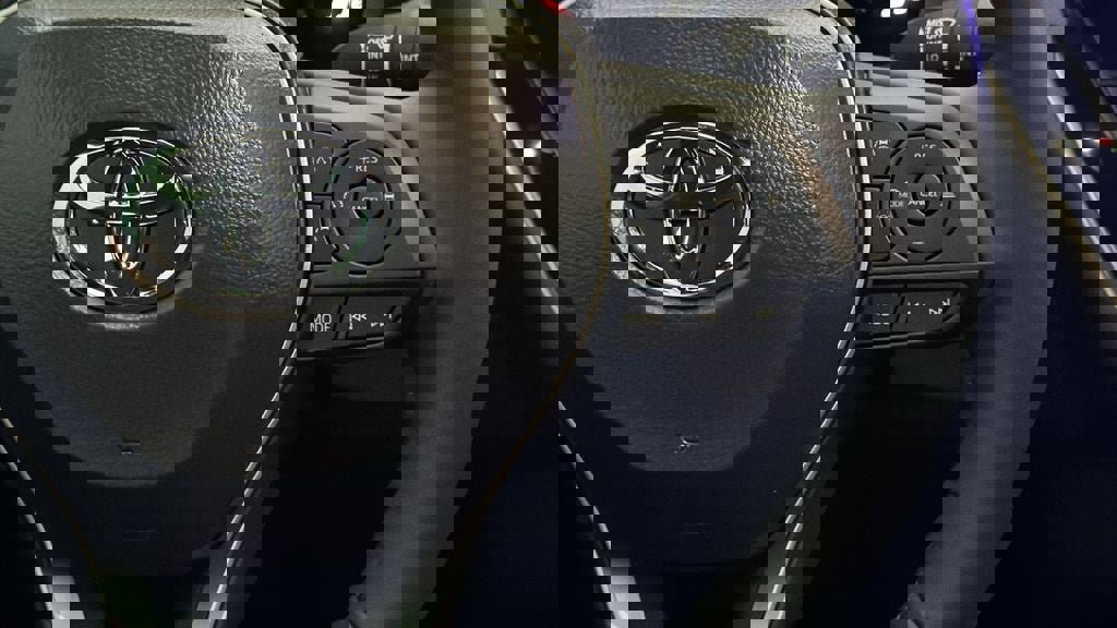 New 2026 Toyota Corolla SE image 28