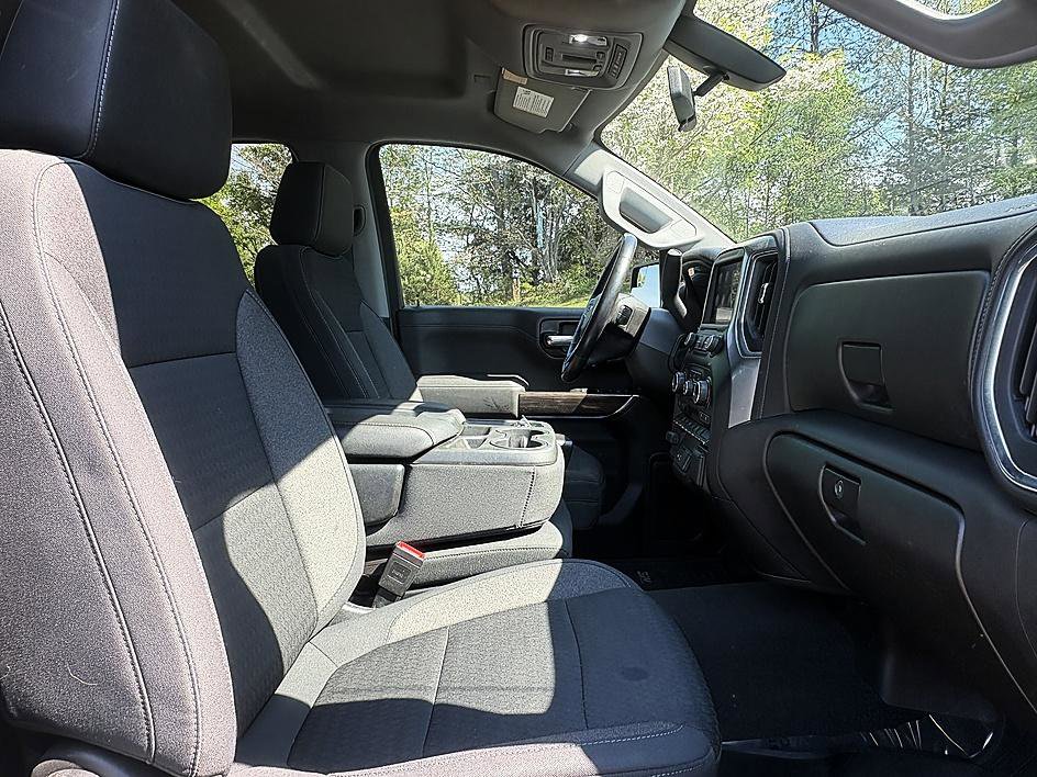 Used 2020 Chevrolet Silverado 1500 LT w/ All-Star Edition image 12