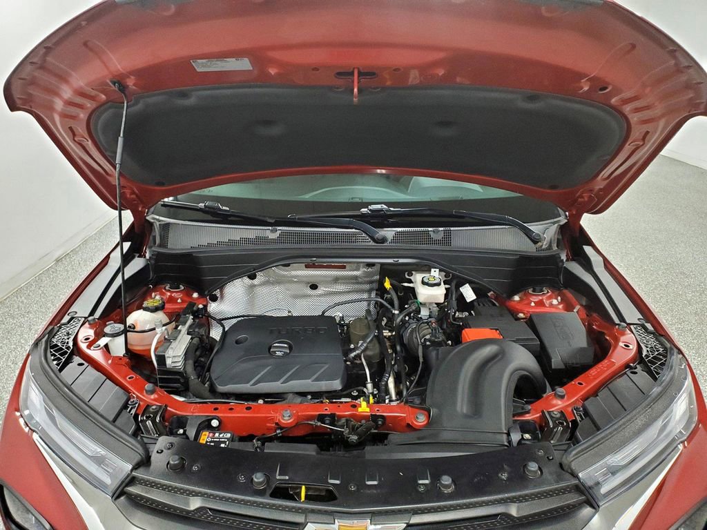 Certified 2021 Chevrolet TrailBlazer LT w/ Premium Seating Package image 9