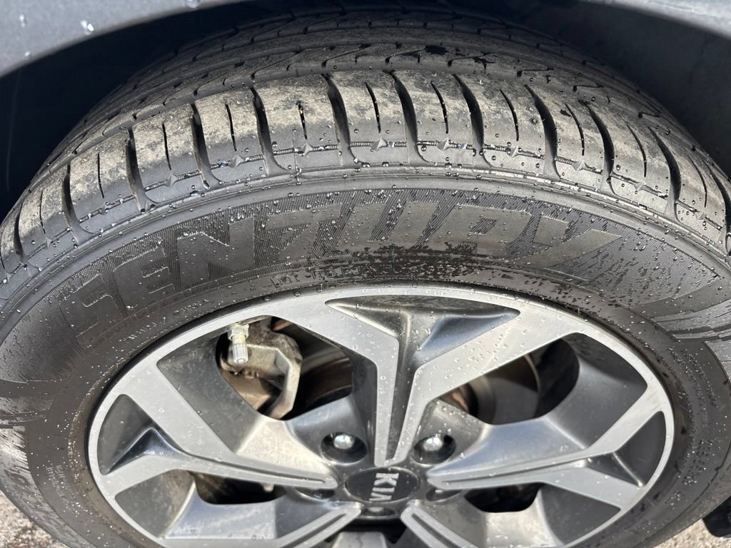 Used 2020 Kia Forte LXS FWD image 8