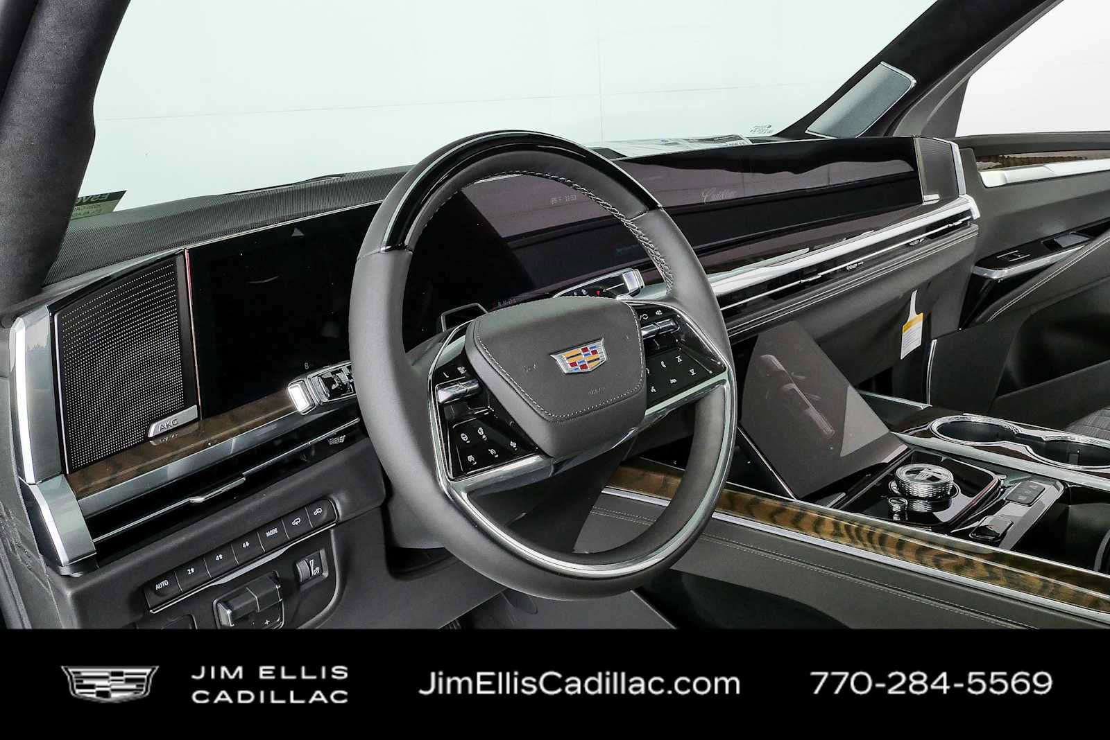 New 2026 Cadillac Escalade ESV Platinum Sport w/ LPO, ONYX Package AWD/4WD image 4