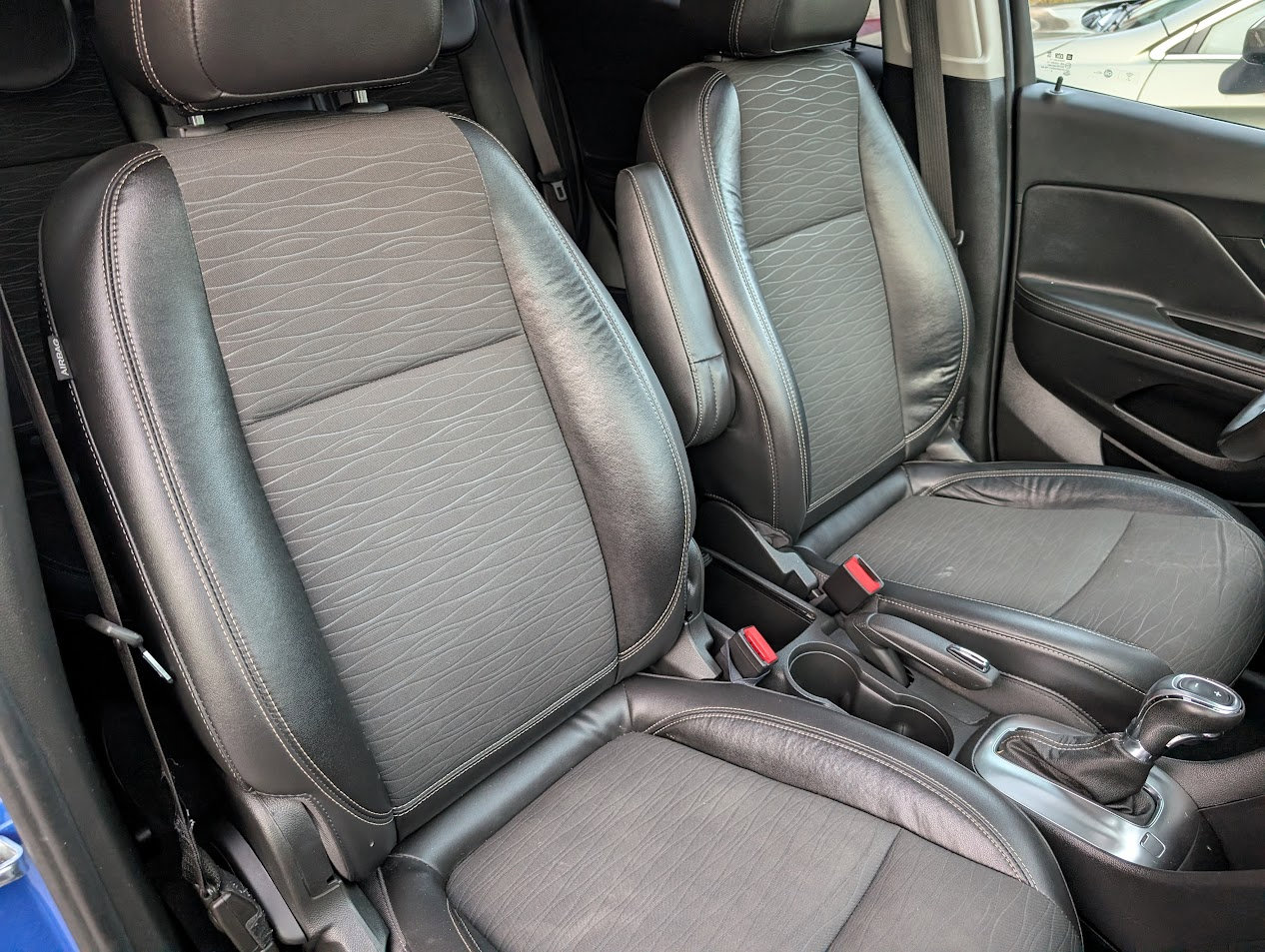 Used 2016 Buick Encore Sport Touring image 18