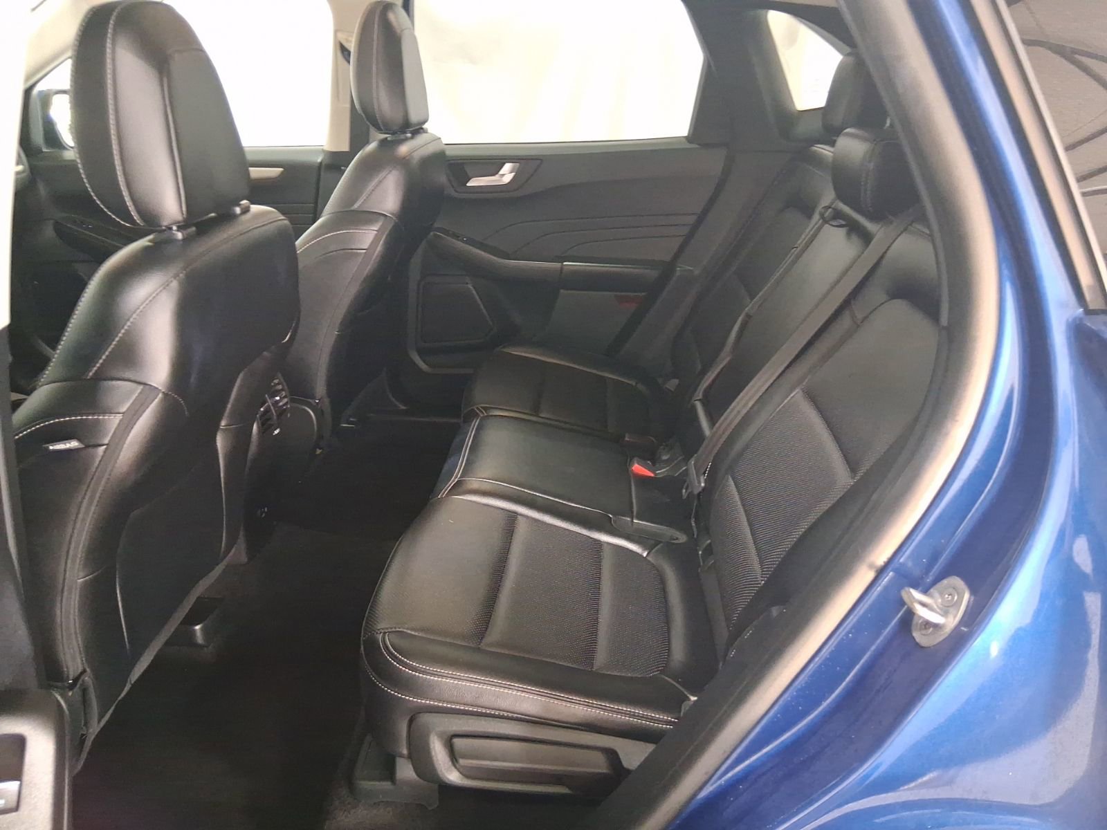 Used 2022 Ford Escape SEL image 16