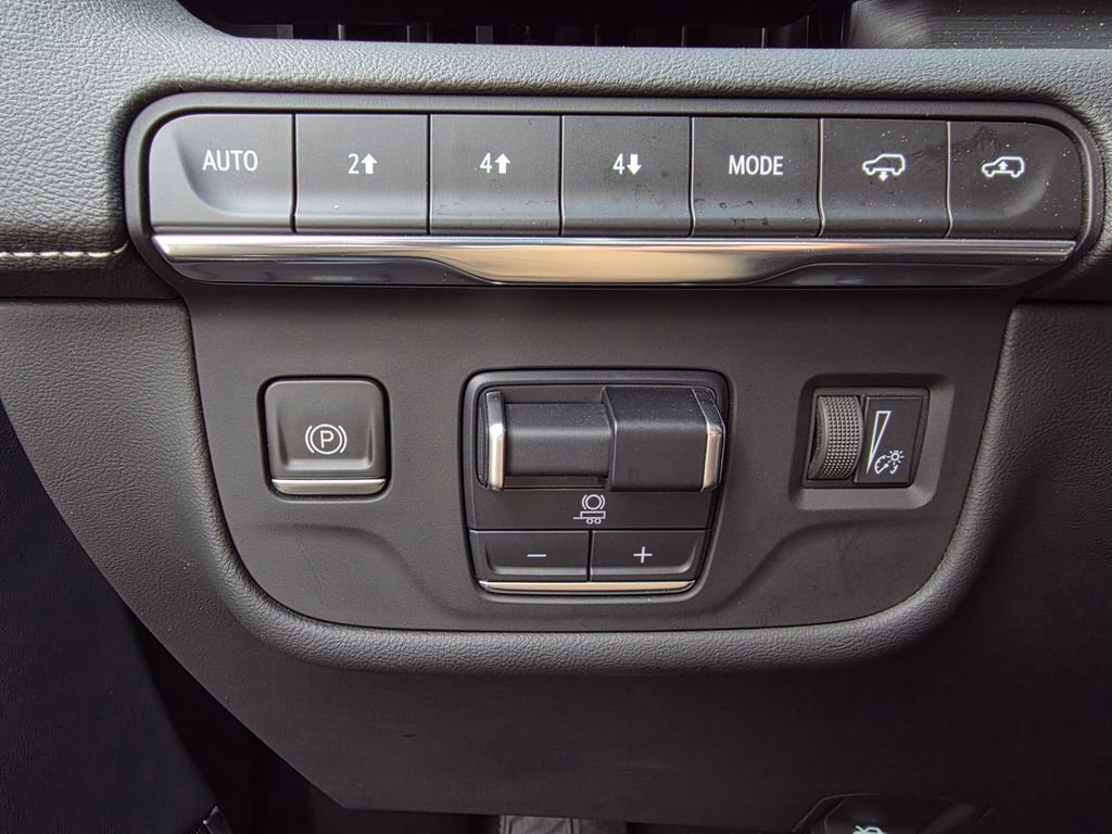 Used 2022 Cadillac Escalade Sport w/ Touring Package AWD/4WD image 13