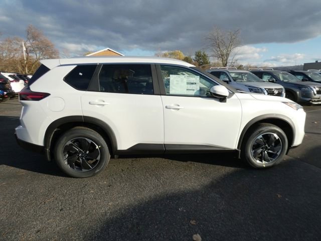 New 2026 Nissan Rogue SV w/ SV Premium Package image 2