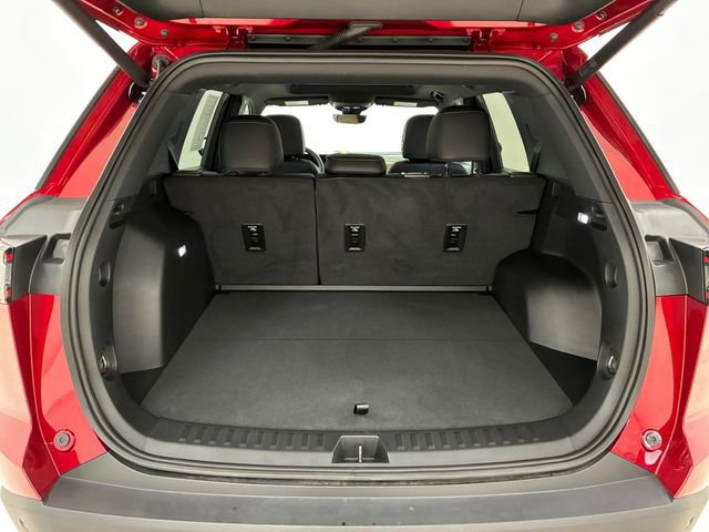 Certified 2026 Chevrolet Equinox ACTIV w/ Convenience Package III image 17