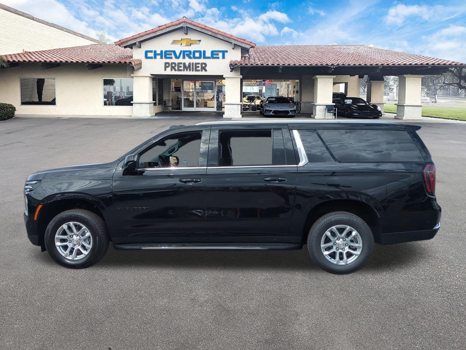 New 2026 Chevrolet Suburban LS w/ LPO, Dark Essentials Package AWD/4WD image 5