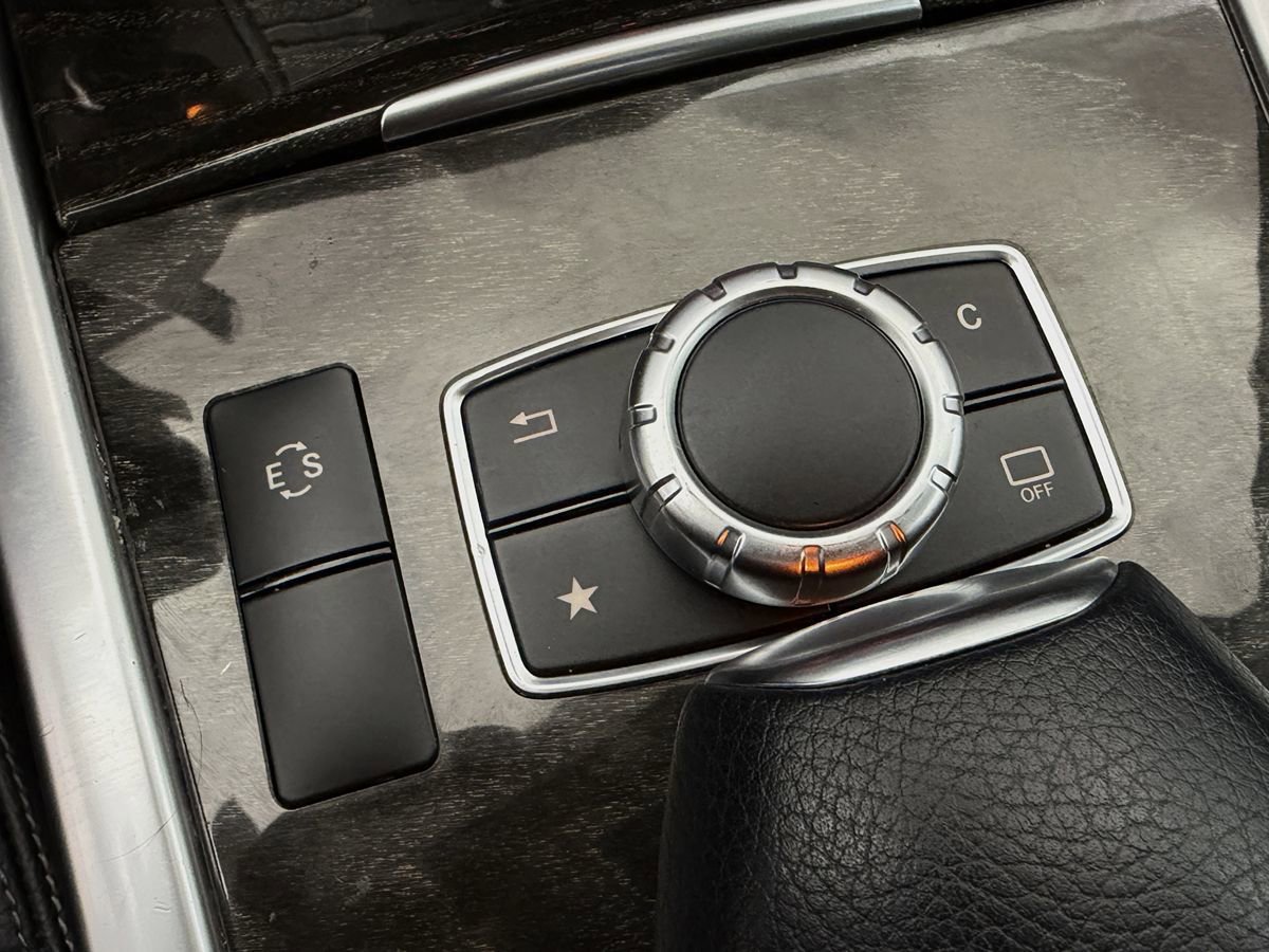 Used 2016 Mercedes-Benz E 350 4MATIC Sedan image 20