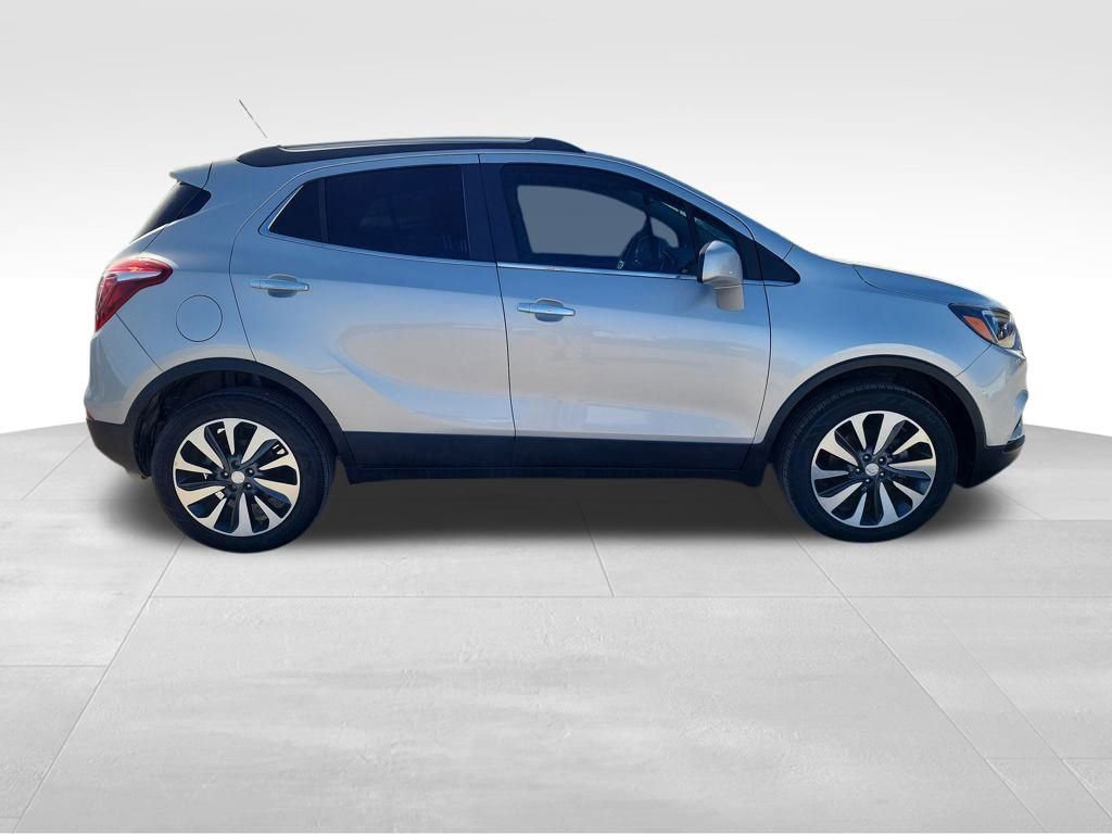 Used 2022 Buick Encore Preferred w/ Safety Package image 9