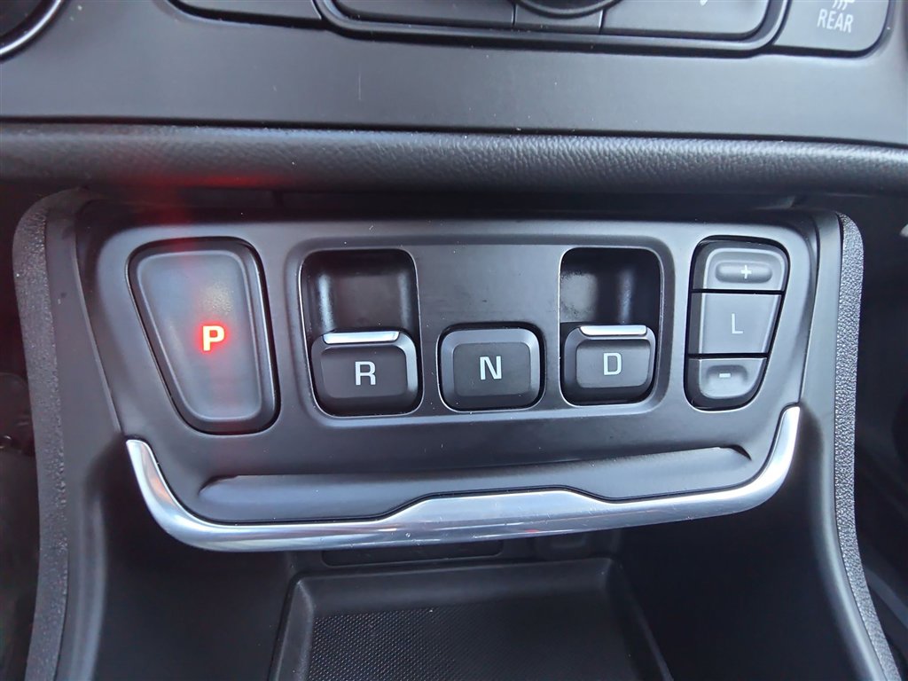 Used 2021 GMC Terrain SLE w/ Driver Convenience Package image 16