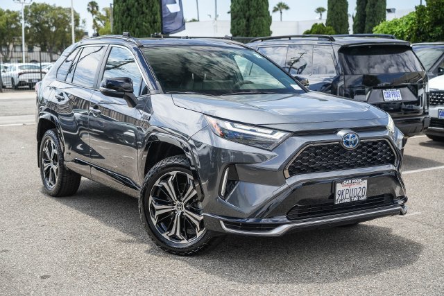Used 2024 Toyota RAV4 XSE w/ Weather Package AWD/4WD image 2