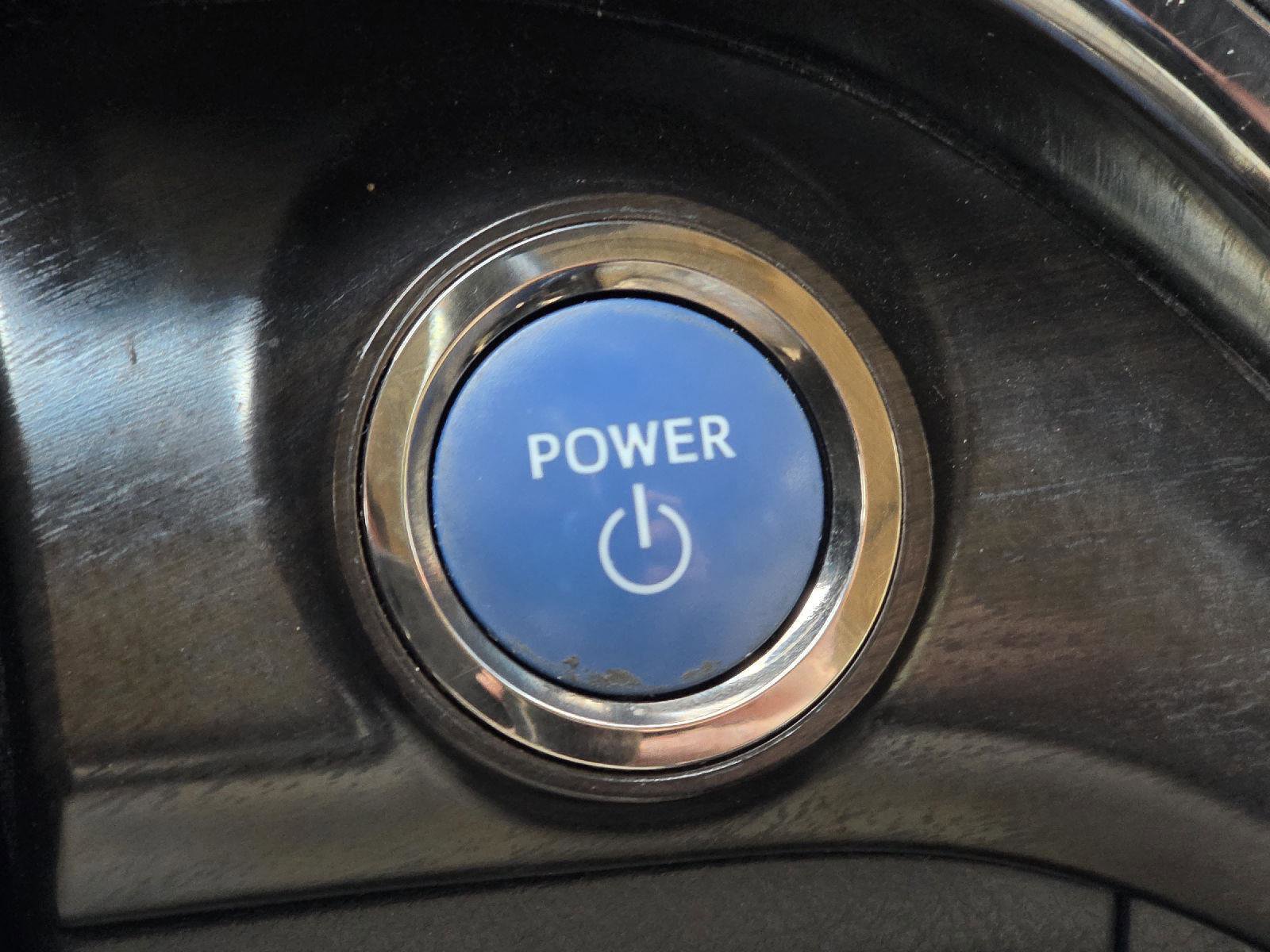 Used 2018 Toyota Avalon Limited FWD image 16