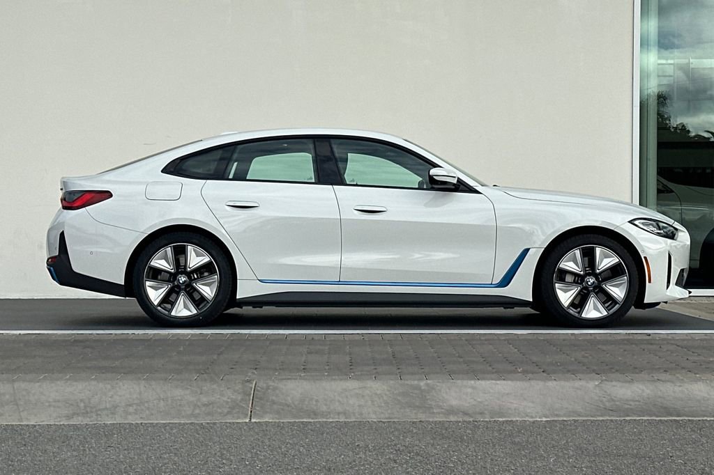 Used 2023 BMW i4 eDrive35 w/ Premium Package RWD image 2