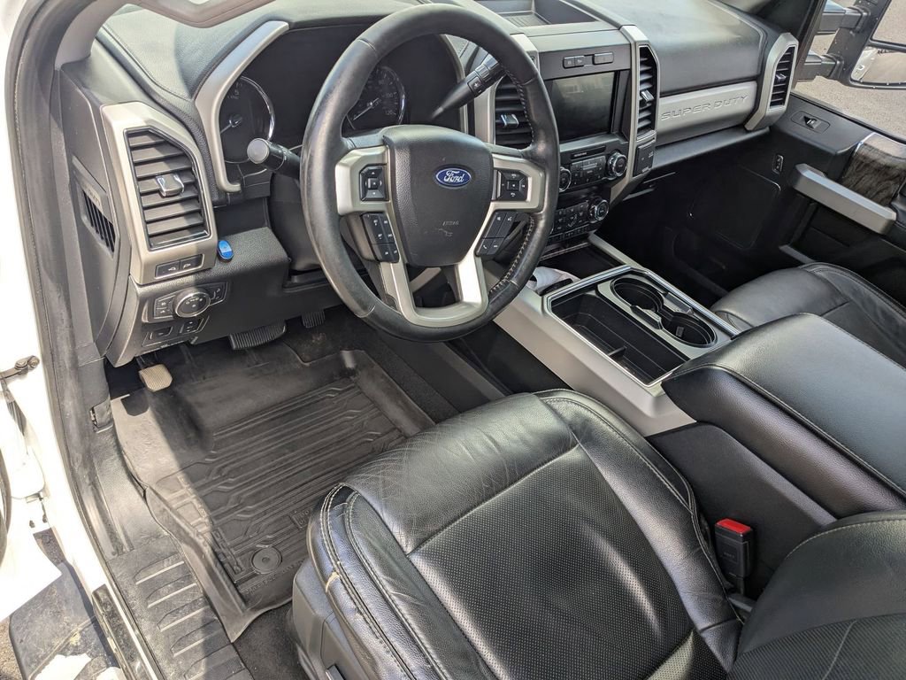 Used 2019 Ford F250 Lariat image 10