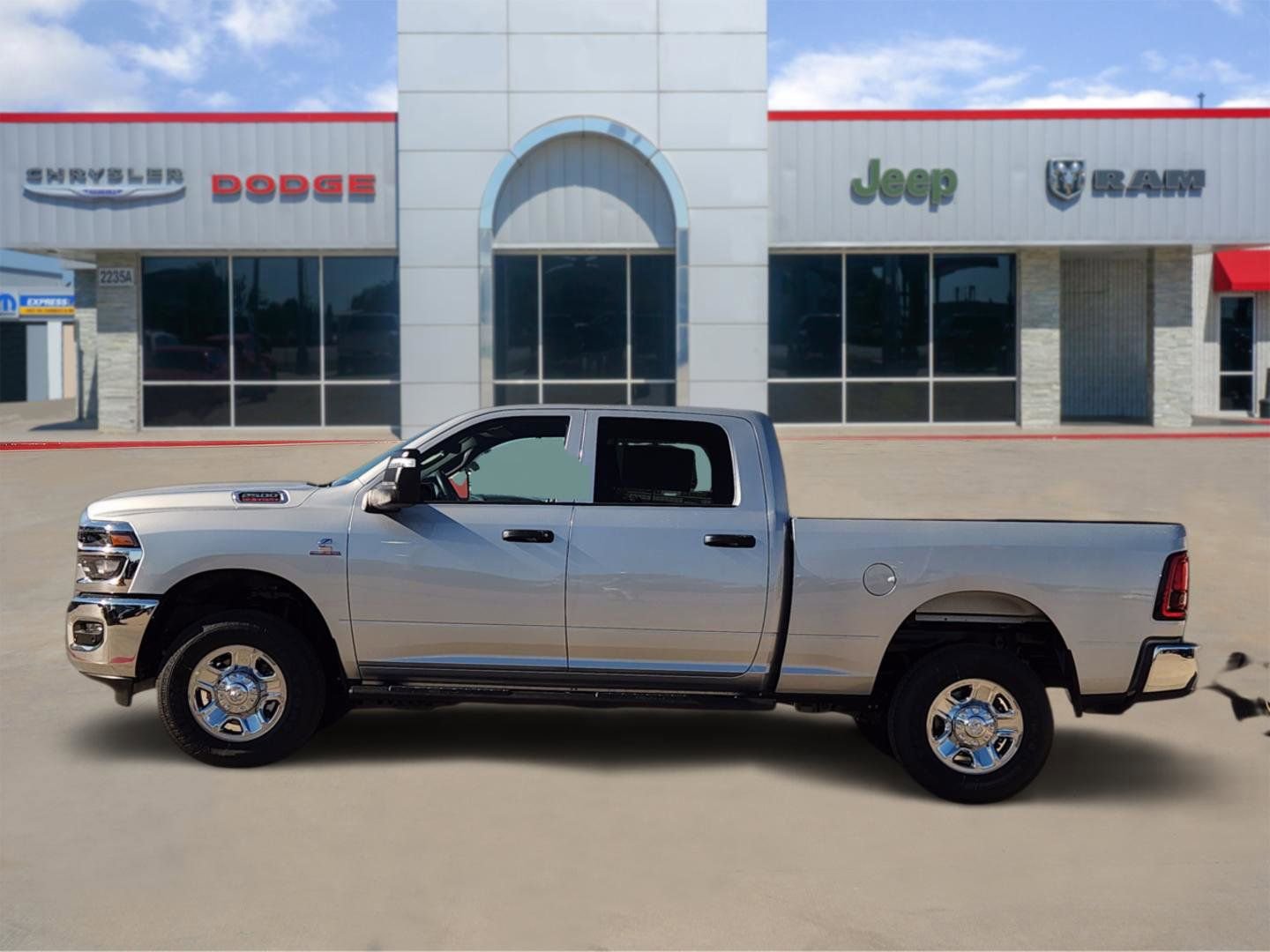 New 2026 RAM 2500 Tradesman video 3