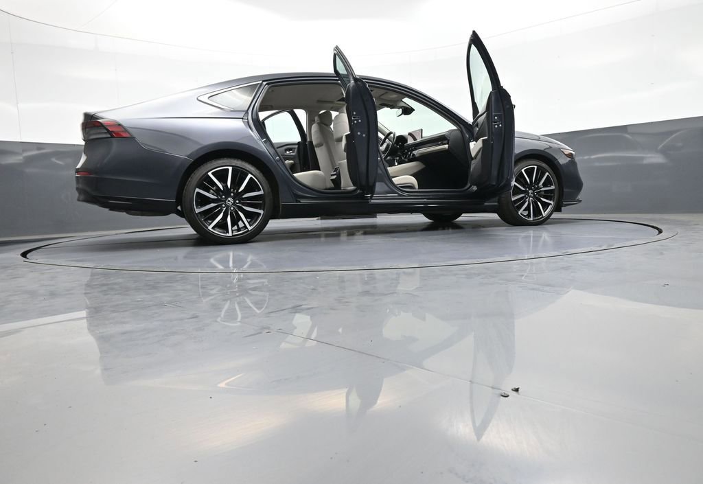 Certified 2024 Honda Accord Touring image 47