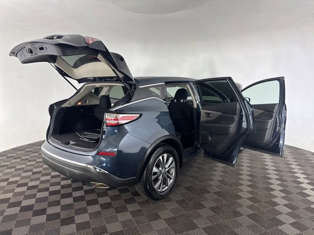 Used 2018 Nissan Murano S image 17