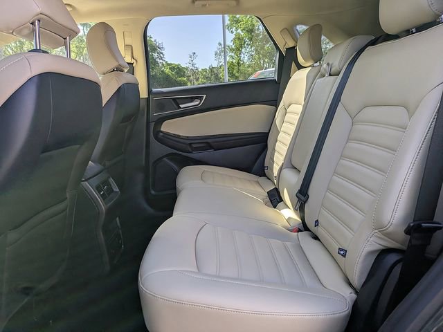Used 2024 Ford Edge SEL w/ Convenience Package image 12