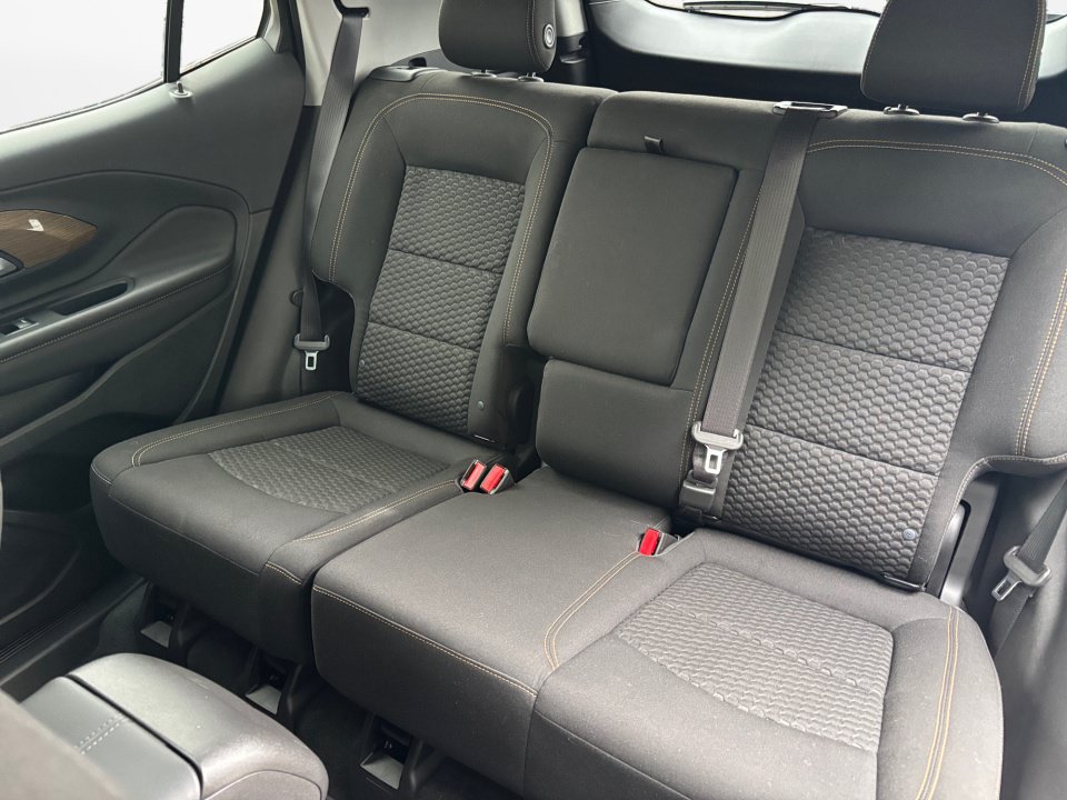 Certified 2019 GMC Terrain SLE w/ Driver Convenience Package FWD image 12