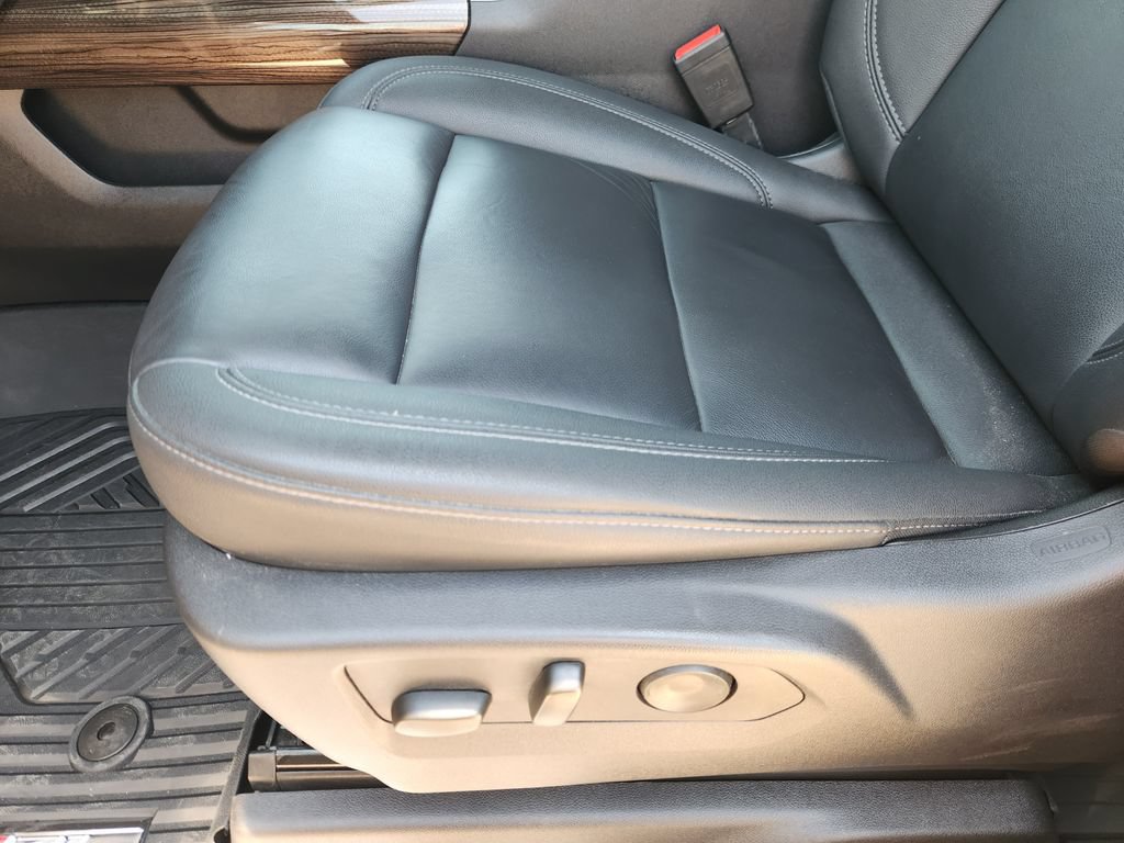 Used 2025 Chevrolet Silverado 1500 LT Trail Boss w/ LT Trail Boss Premium Package AWD/4WD image 24