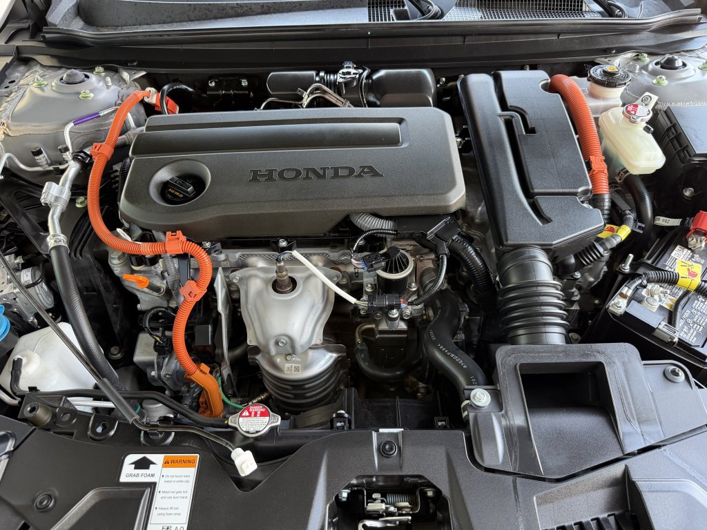 Used 2024 Honda Accord Sport image 39