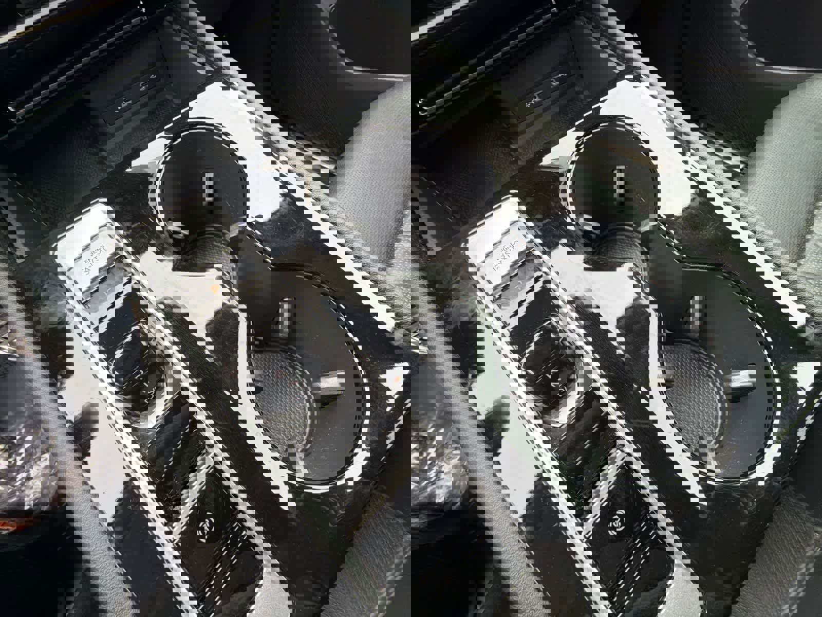 Used 2024 Volkswagen Atlas SEL Premium R-Line image 17