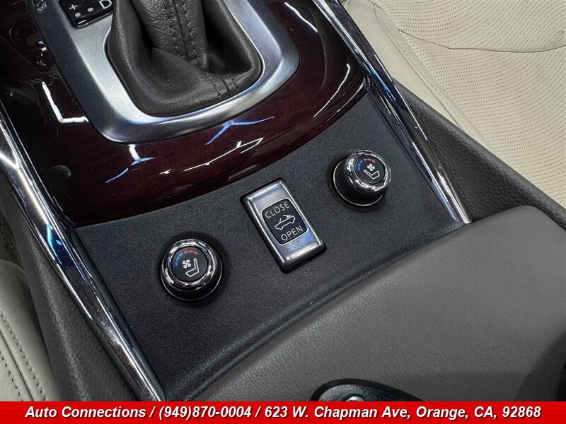 Used 2010 INFINITI G37 Convertible w/ Premium Pkg RWD image 15