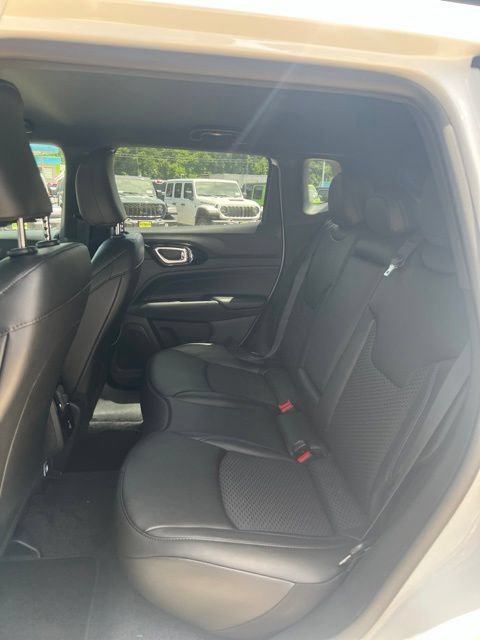 New 2026 Jeep Compass Latitude AWD/4WD image 11