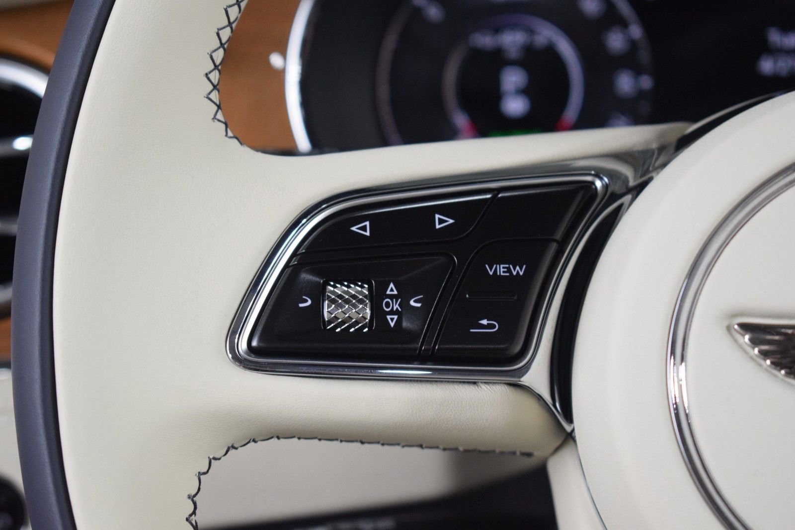 New 2026 Bentley Continental GTC AWD/4WD image 25