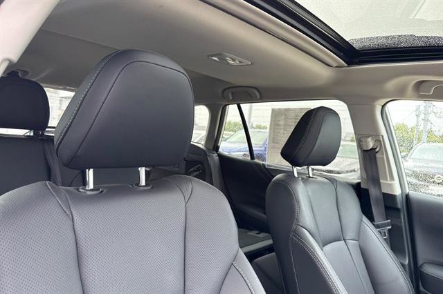 Used 2023 Subaru Outback Limited image 18