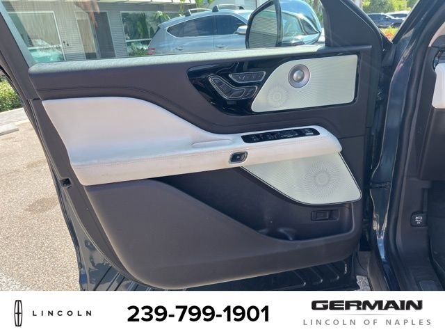 Used 2022 Lincoln Aviator Black Label AWD/4WD image 19