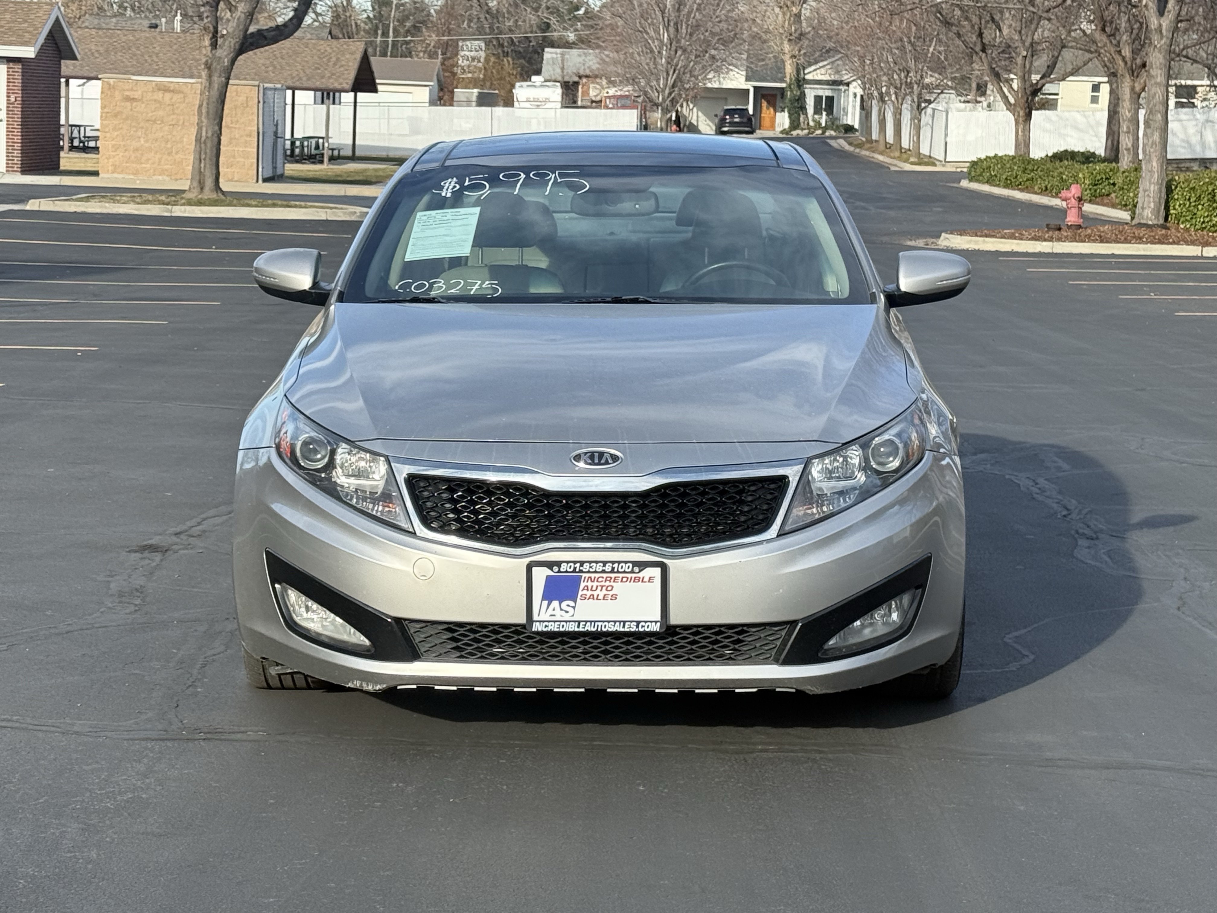 Used 2011 Kia Optima EX w/ Premium Pkg FWD image 3