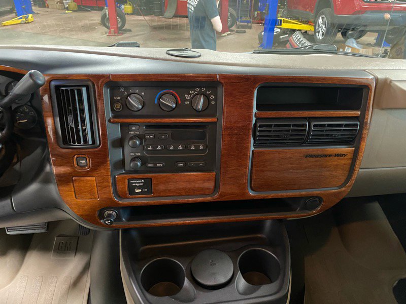 Used 2003 Chevrolet Express 3500 Extended image 18