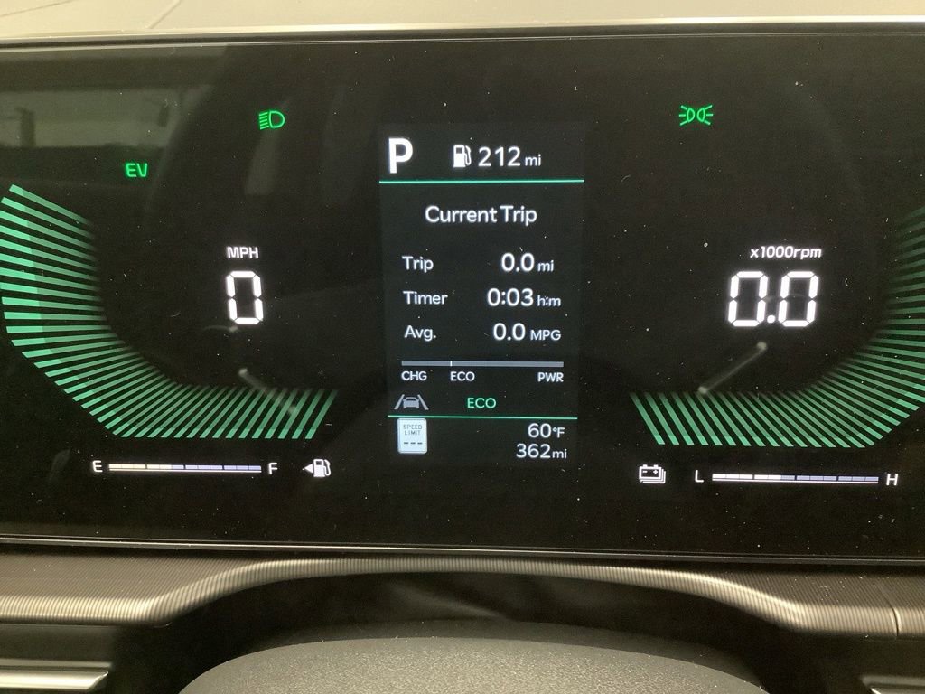 Certified 2026 Kia Sportage EX AWD/4WD image 9