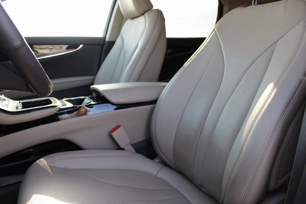 Used 2023 Lincoln Nautilus Reserve w/ Cargo Utility Package image 11