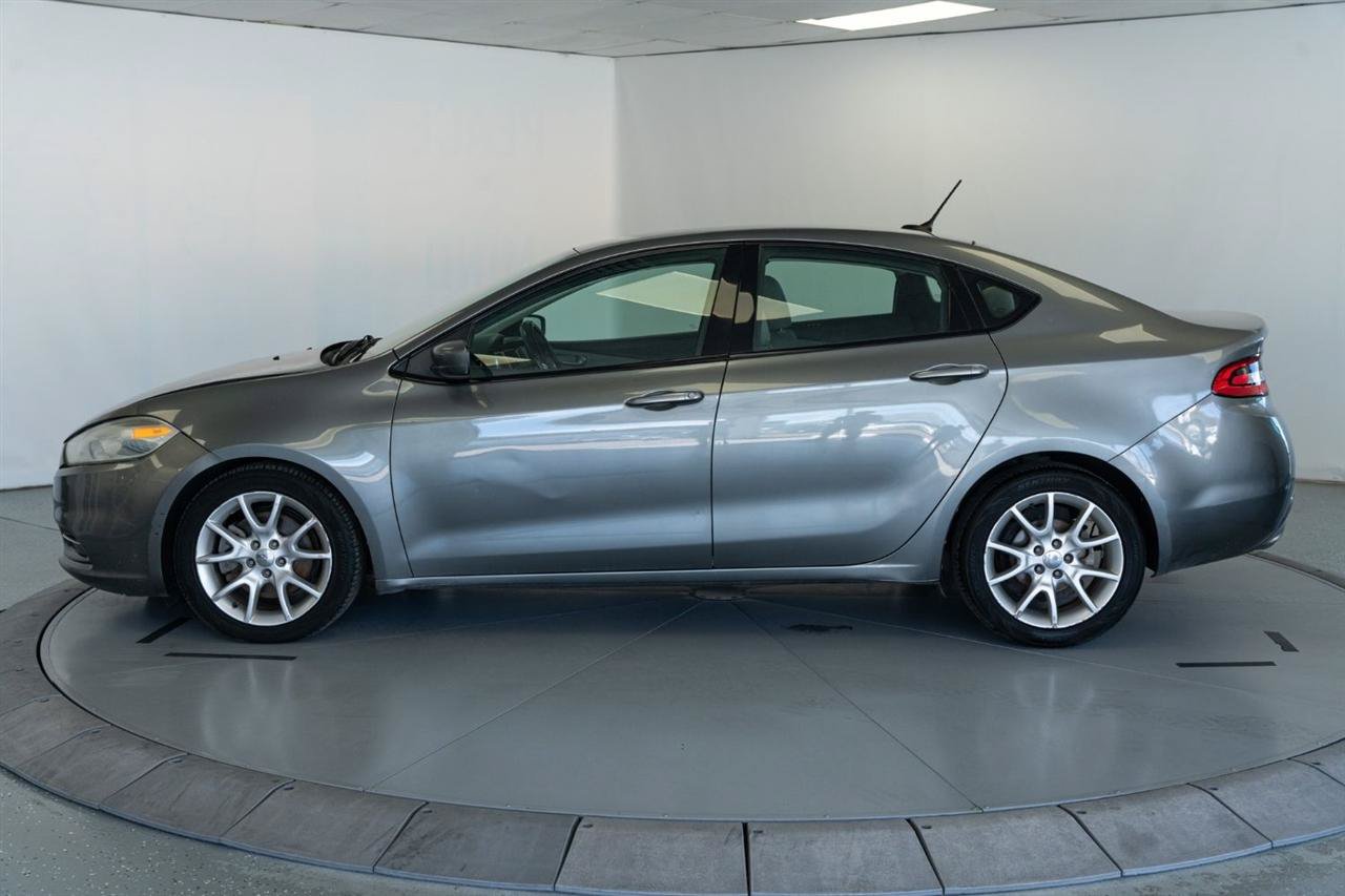 Used 2013 Dodge Dart SXT w/ Popular Equipment Group FWD image 4