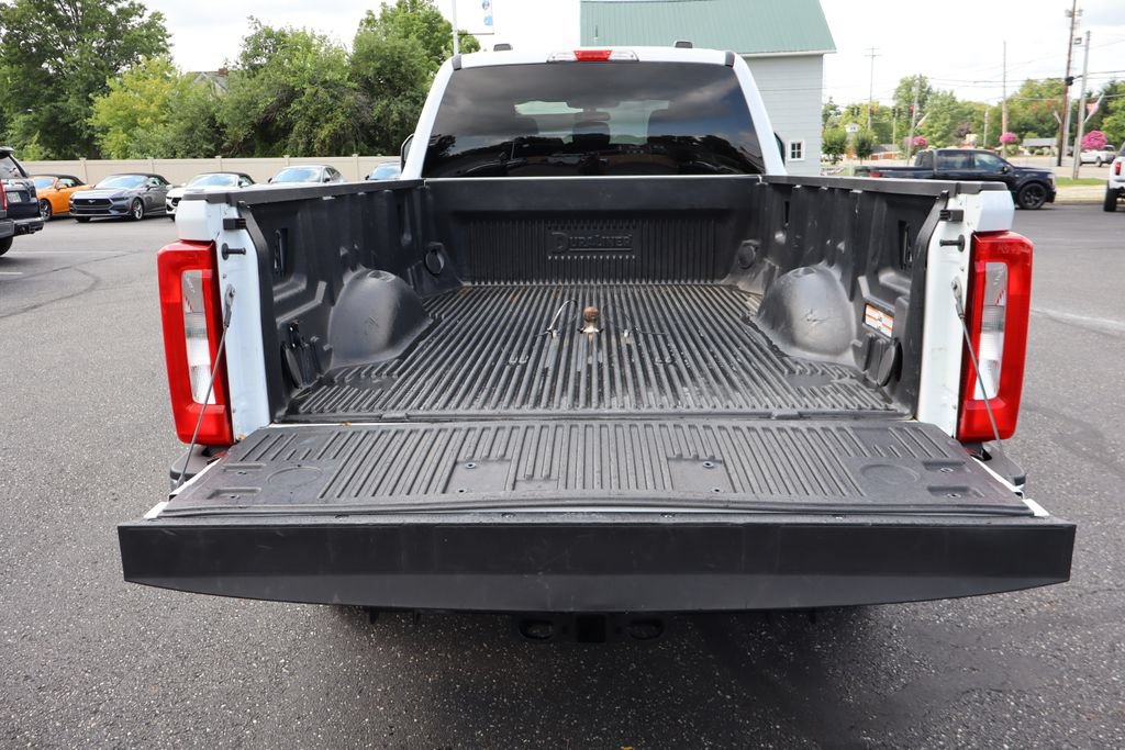 Used 2025 Ford F250 XLT AWD/4WD image 16