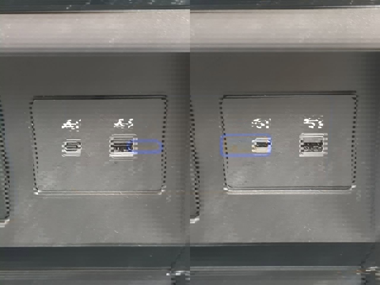 Used 2024 Nissan Titan Platinum Reserve w/ Moonroof Package image 24