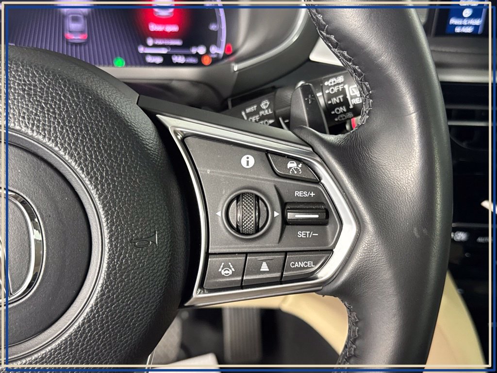 Used 2025 Acura MDX w/ Technology Package FWD image 12