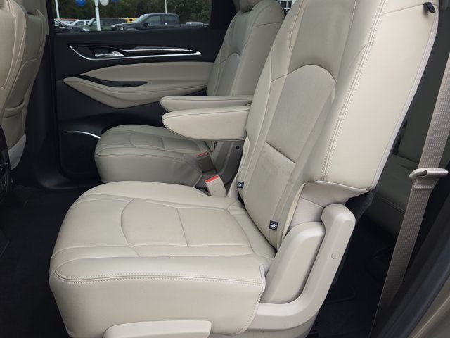 Used 2020 Buick Enclave Premium w/ Sun and Sites Package AWD/4WD image 18