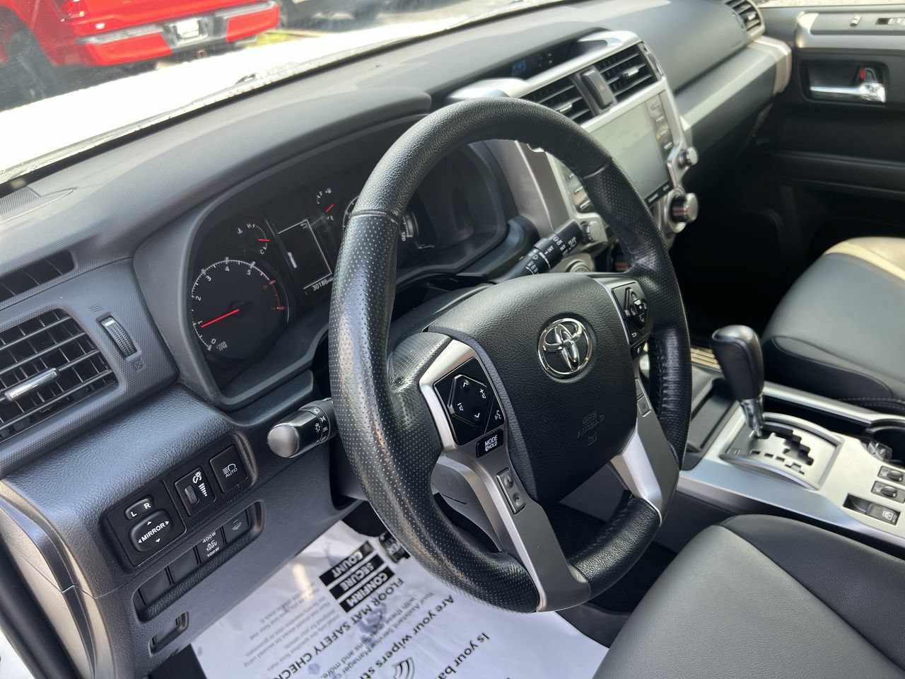 Used 2023 Toyota 4Runner SR5 Premium w/ Moonroof Package AWD/4WD image 18