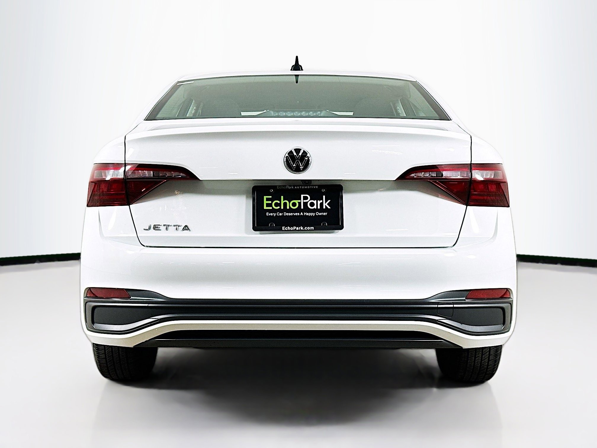 Used 2024 Volkswagen Jetta S image 7