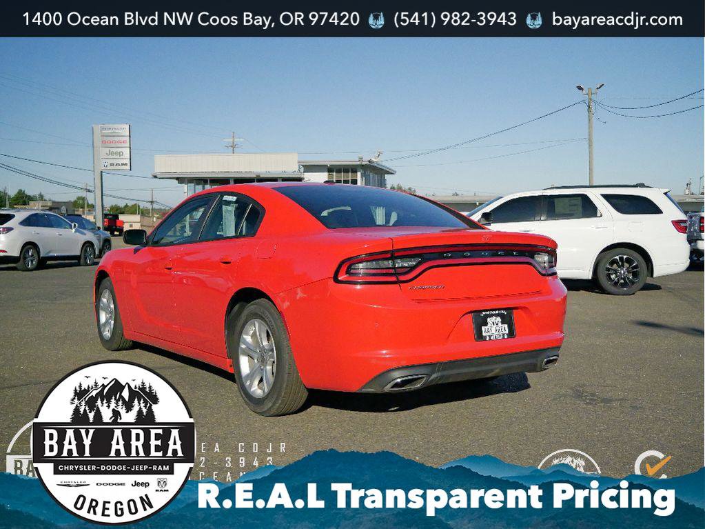Used 2022 Dodge Charger SXT w/ Leather Interior Group image 3