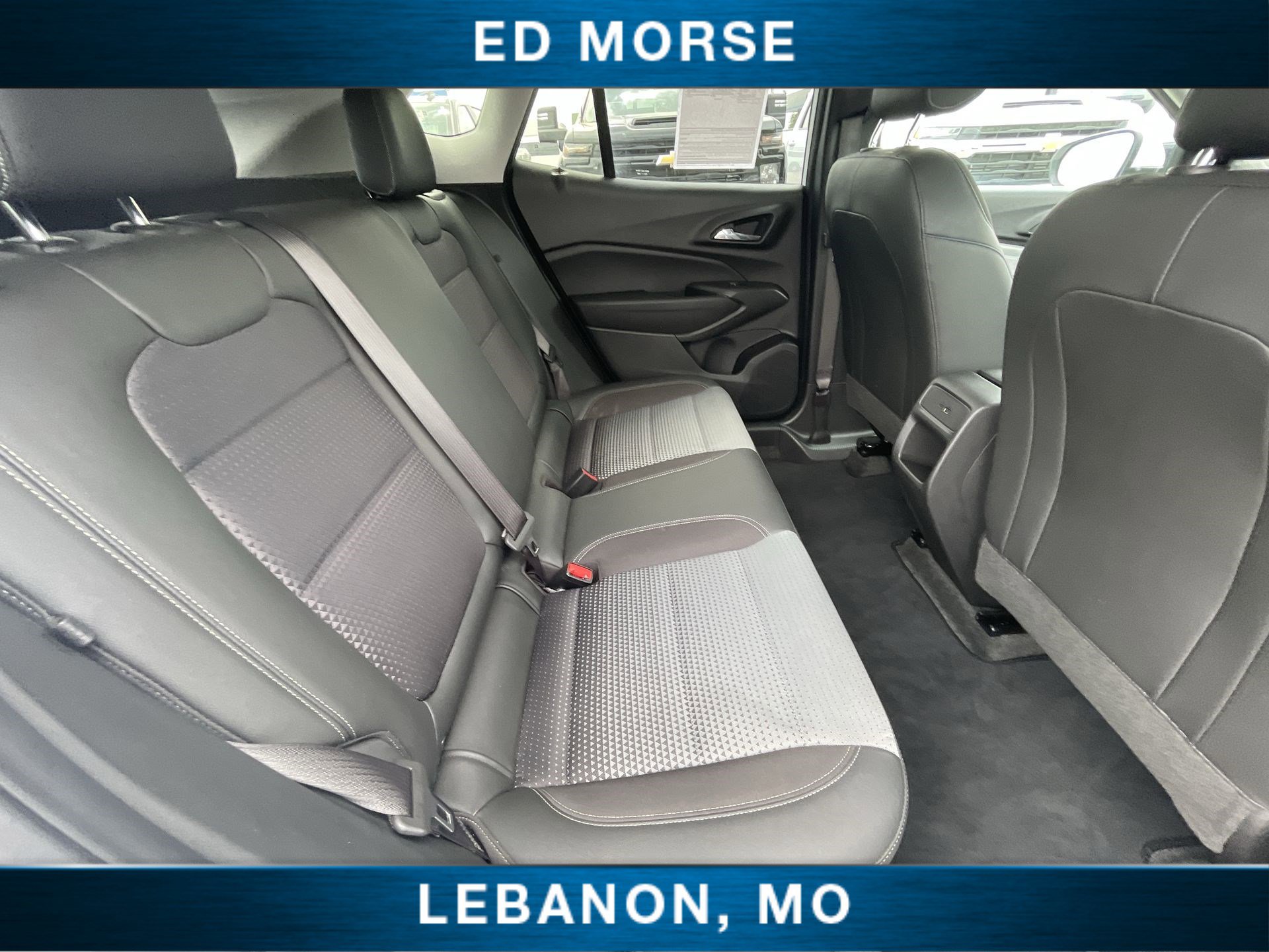 Certified 2025 Chevrolet Trax LT w/ LT Convenience Package FWD image 25