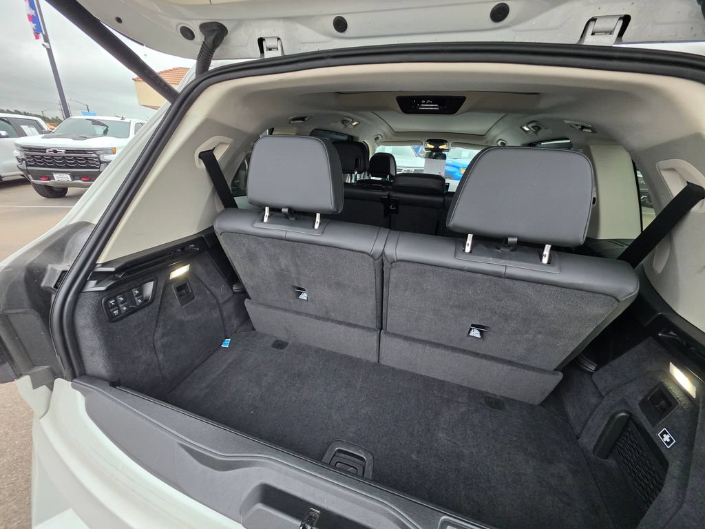 Used 2025 BMW X7 xDrive40i AWD/4WD image 18