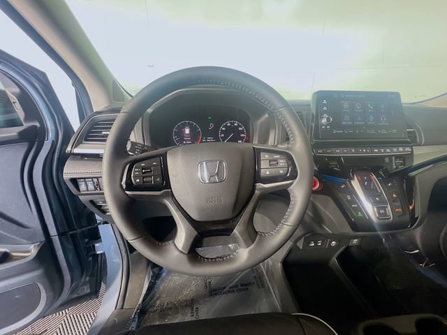 Used 2025 Honda Odyssey Touring image 14