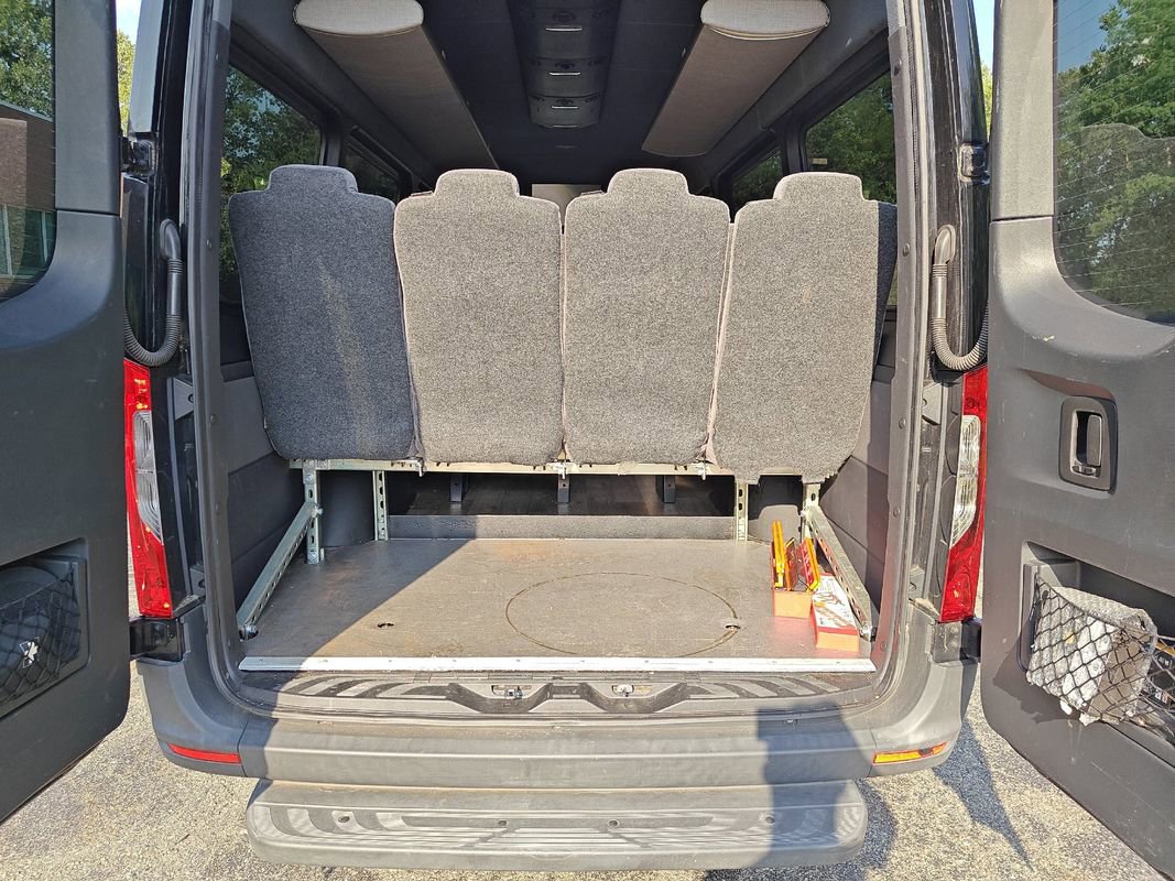 Used 2019 Mercedes-Benz Sprinter 2500 image 41