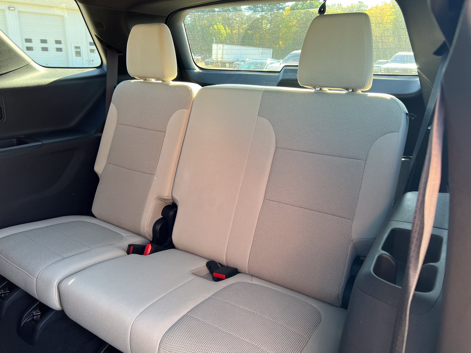 Used 2024 Chevrolet Traverse LS w/ Safety Package FWD image 9