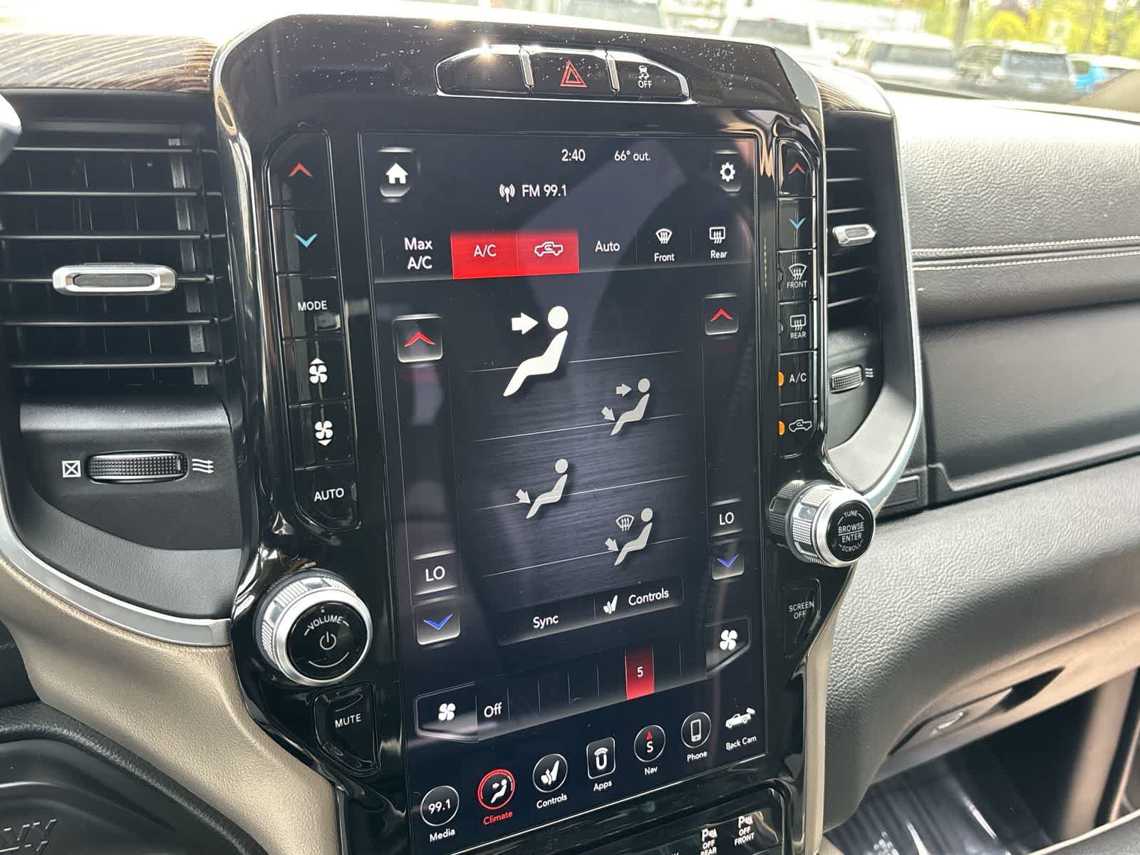 Certified 2020 RAM 3500 Laramie AWD/4WD image 19